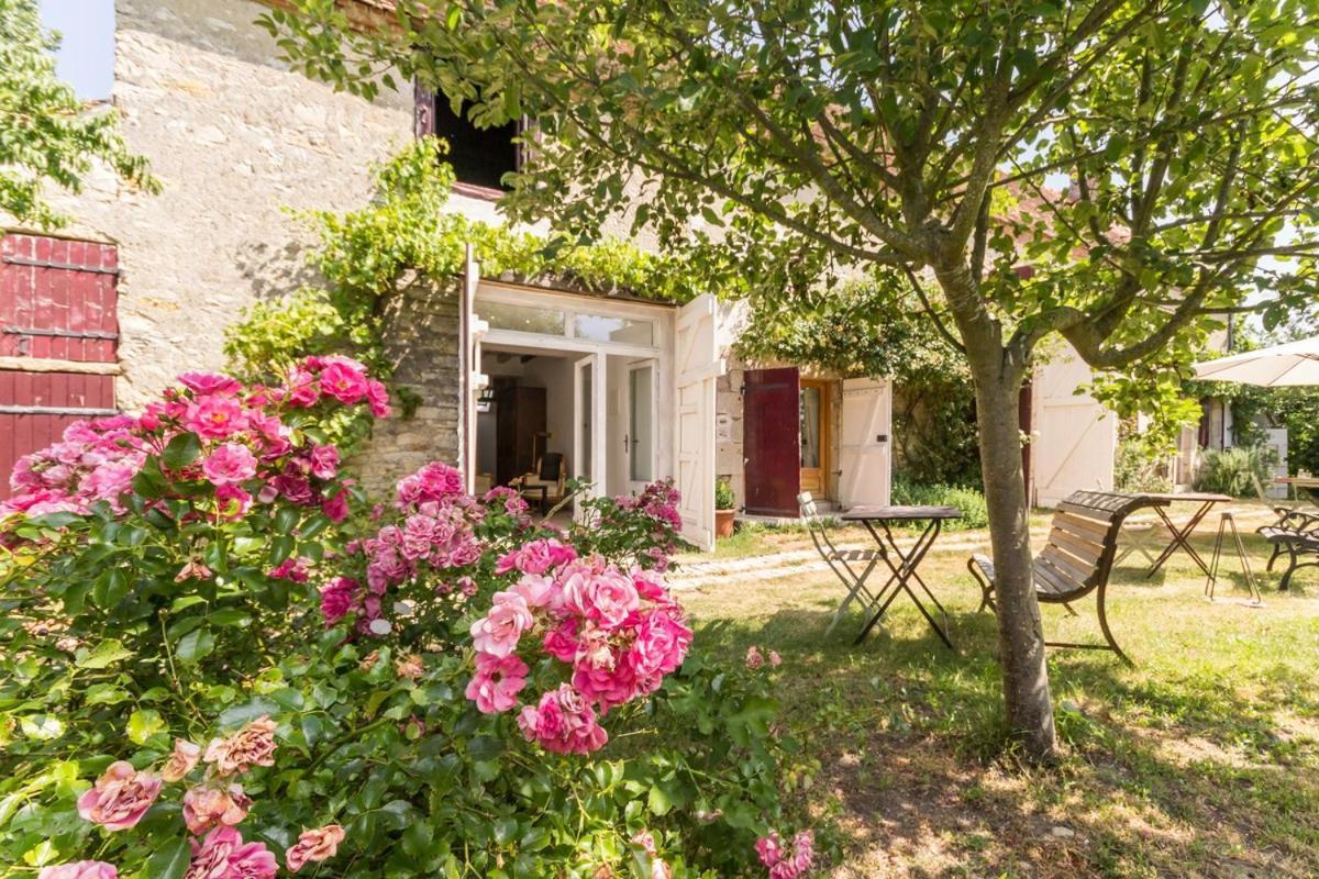 La Thibaude - Livry Bed and Breakfast Livry  Exteriör bild