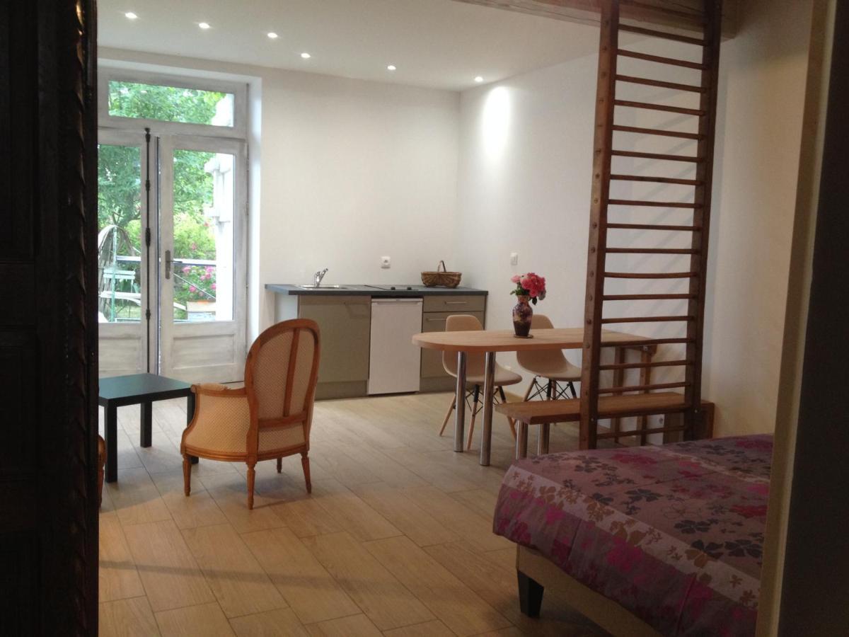 La Thibaude - Livry Bed and Breakfast Livry  Exteriör bild