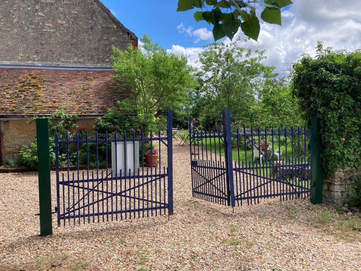 La Thibaude - Livry Bed and Breakfast Livry  Exteriör bild